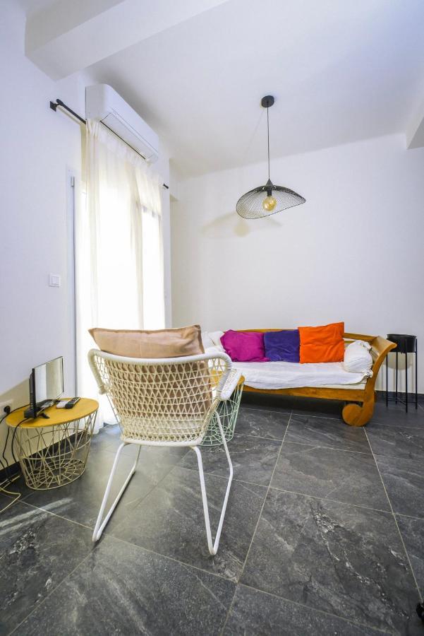Gorgeous Apartment In The City Center Tesalonika Bagian luar foto