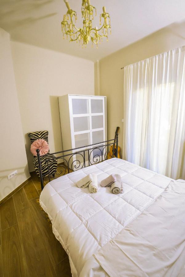 Gorgeous Apartment In The City Center Tesalonika Bagian luar foto
