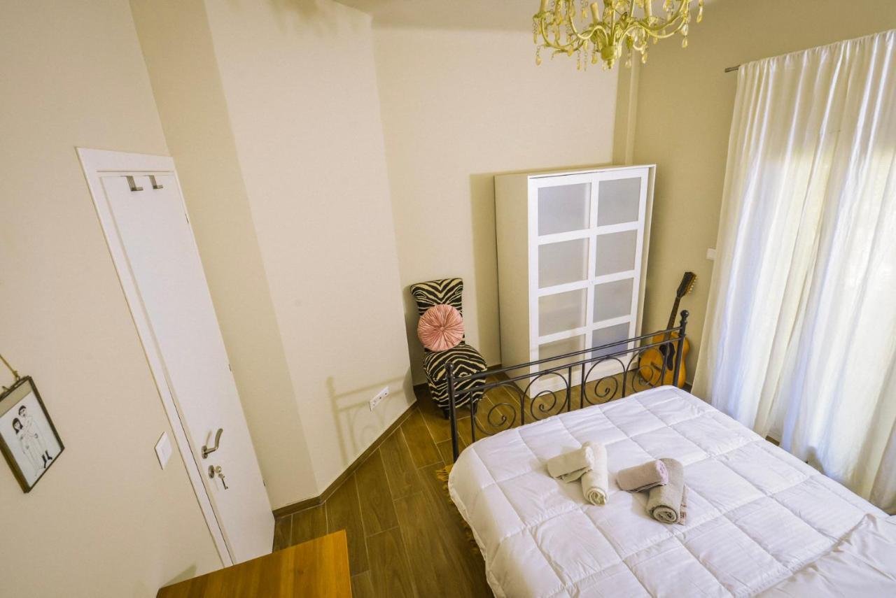 Gorgeous Apartment In The City Center Tesalonika Bagian luar foto
